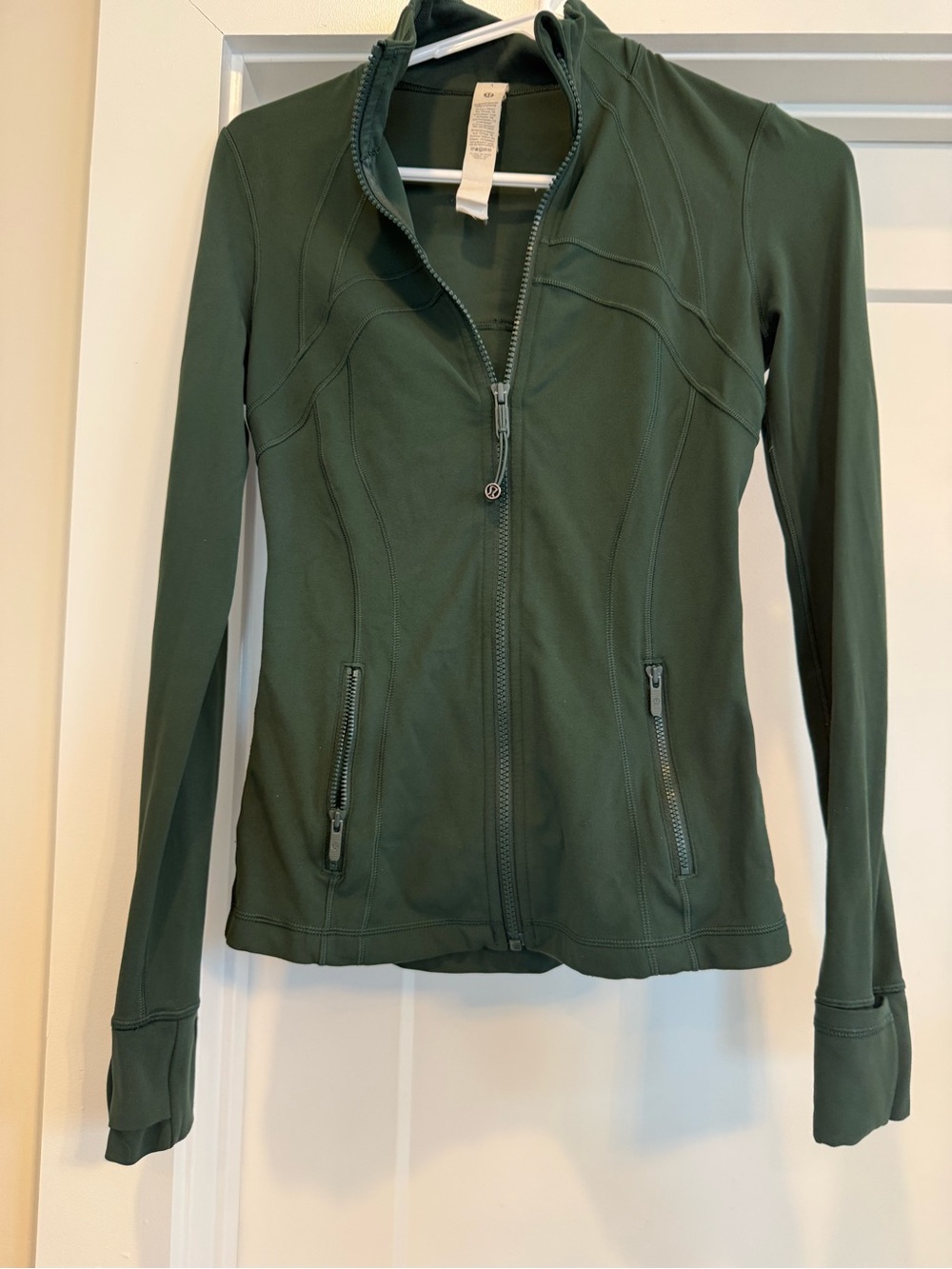 lululemon athletica Women's Forest Green Full-Zip Define Jacket Size 4